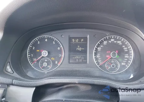 2014 Volkswagen Passat 1.8T Wolfsburg Edition z USA, uszkodzony, nr VIN 1VWAT7A39EC055174